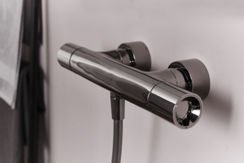 JACOB DELAFON  Смеситель для душа термостатический COMPOSED (титан)